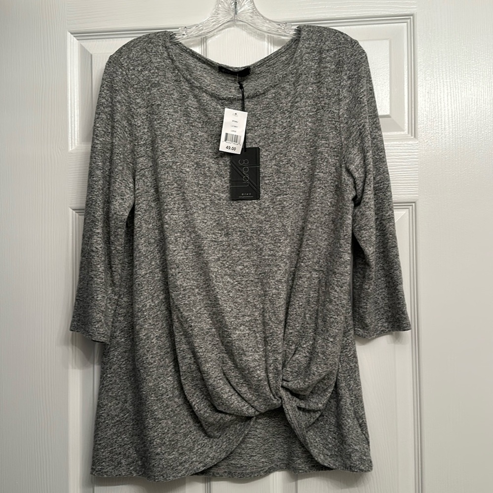 Long Sleeve Shirt With Knotted Bottom